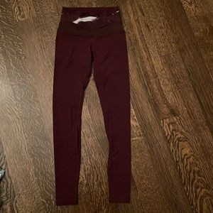 Lululemon High waisted maroon leggings size 6
